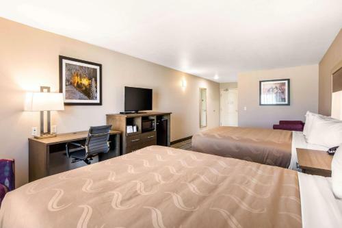 Hotel Quality Inn & Suites
