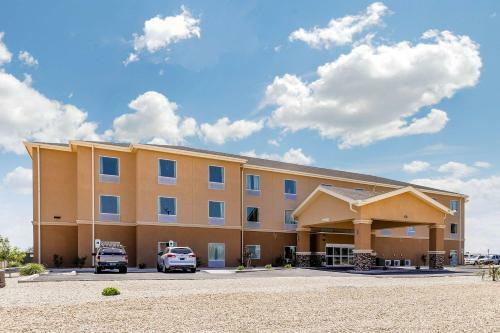 Hotel Quality Inn & Suites