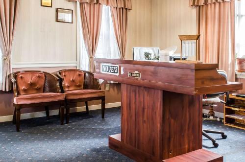 Hotel Rodeway Inn