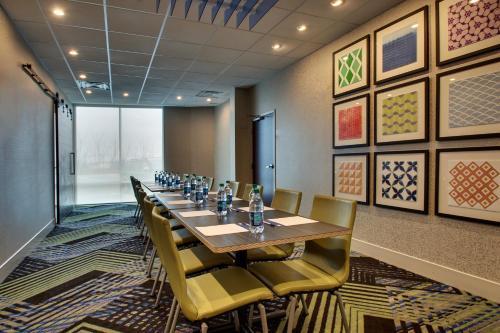 Hotel Holiday Inn Express & Suites Mt Sterling North