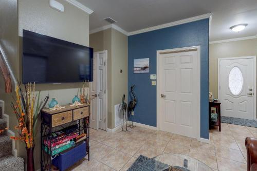 Pura Vida Unit A