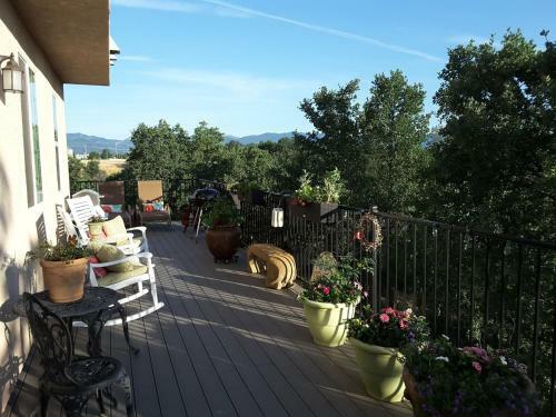 Tuscan Gardens