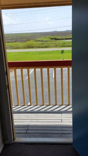 Somers Cove Motel