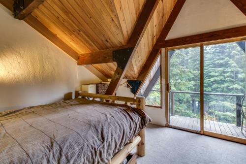 Hyak Duplex Cabin
