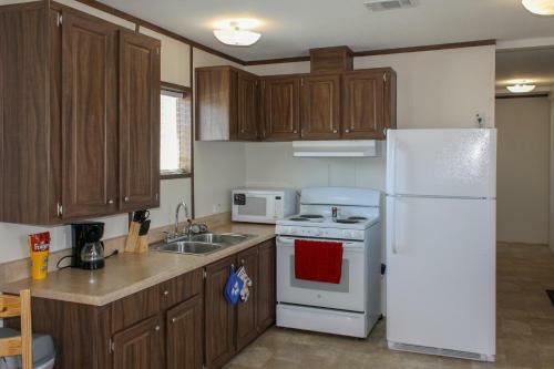 Posada Rayburn Inn