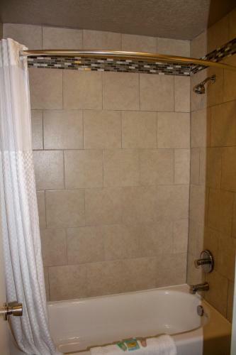 Posada Rayburn Inn