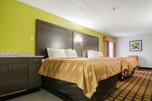 Hotel Quality Inn Raeford