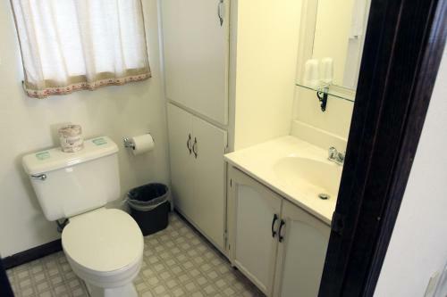 Country Inn Motel