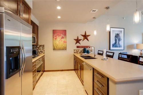 Howelsen Place - H307a