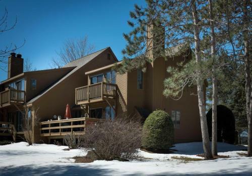 Saltbox By Carefree Quechee Vacations