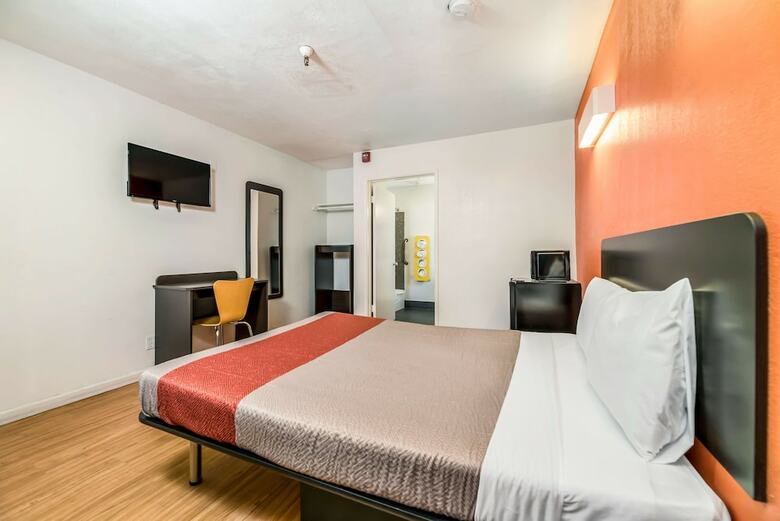 Hotel Motel 6 Westley Ca