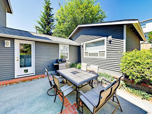 4126 Sw Thistle St Home