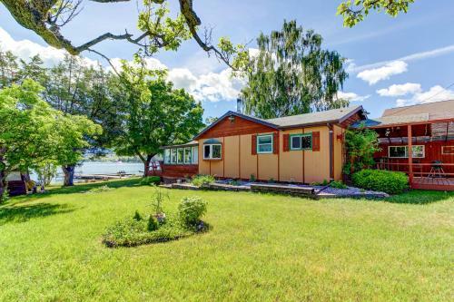 Skipping Rock Lakehouse