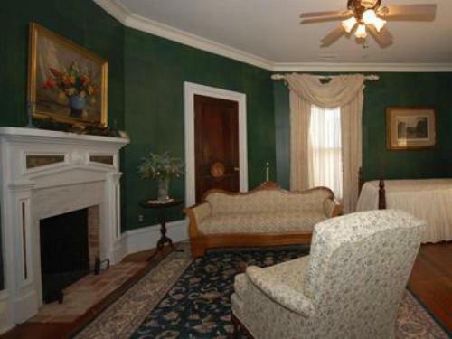Bed & Breakfast Fair Havens Plantation