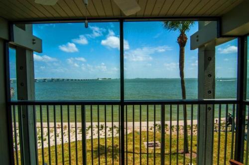 Apartamento Mariner Pointe #1012