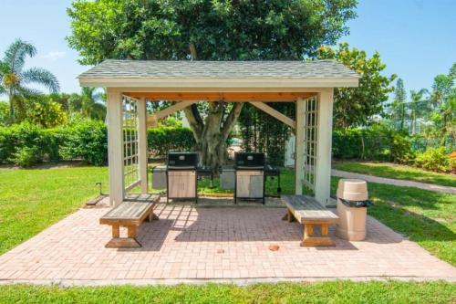 Apartamento Mariner Pointe #1012
