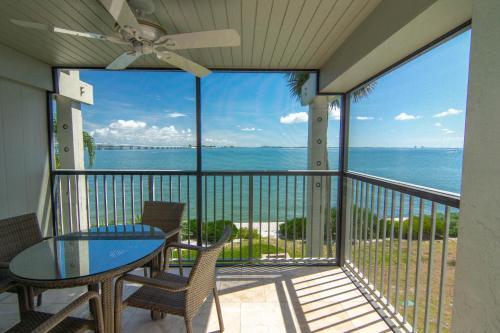 Apartamento Mariner Pointe #1012