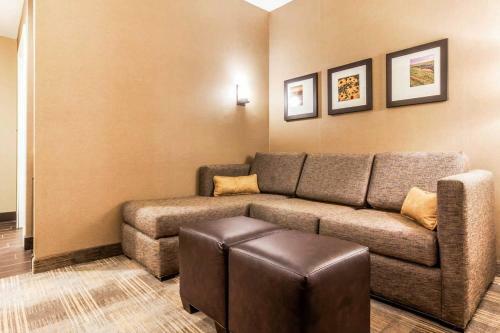 Hotel Comfort Suites Brookings
