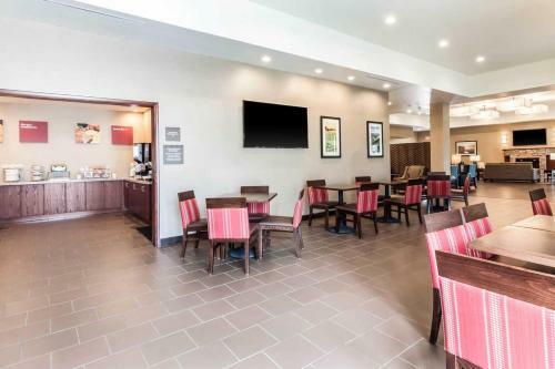 Hotel Comfort Suites Brookings