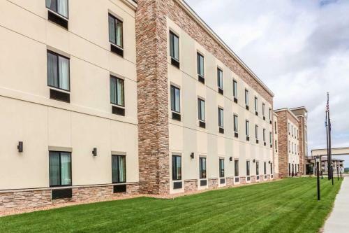 Hotel Comfort Suites Brookings