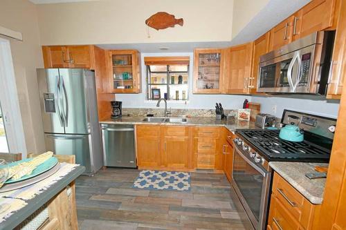 472 Christie Drive Home