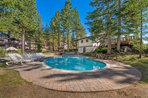 3294 Pine Hill Rd Home