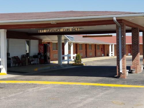 Posada Americas Best Value Inn Belleville