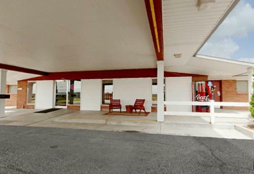 Posada Americas Best Value Inn Belleville