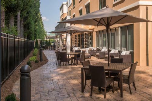 Hotel Courtyard By Marriott Hershey Chocolate Avenue