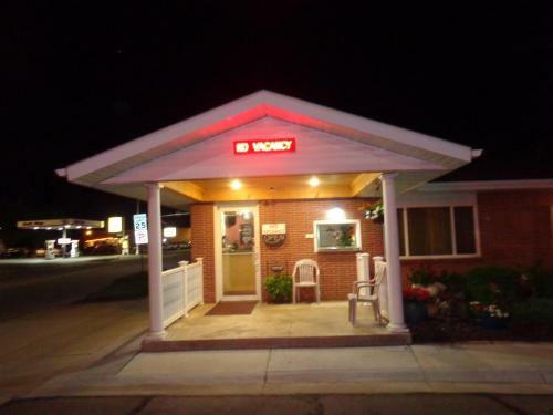 Motel Husker Inn