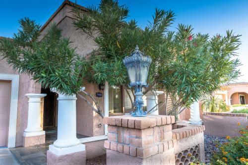 Scottsdale Luxury Home 2bdr
