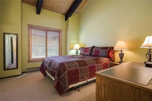 Rockies Condominiums - R2232