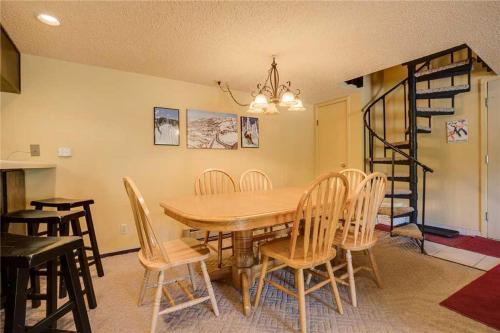 Rockies Condominiums - R2232