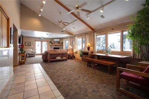 Rockies Condominiums - R2232