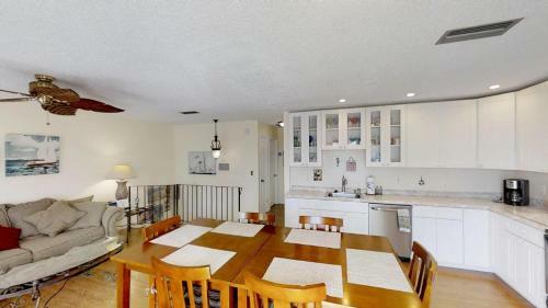 Surf Crest Village 12