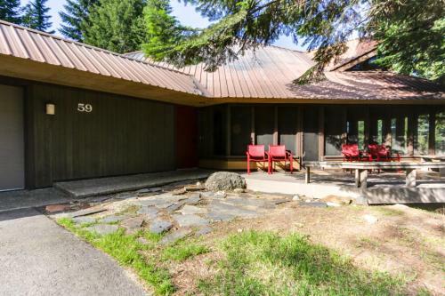 Riverpoint Retreat