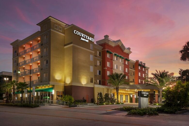 Hotel Courtyard By Marriott Deland Historic Downtown
