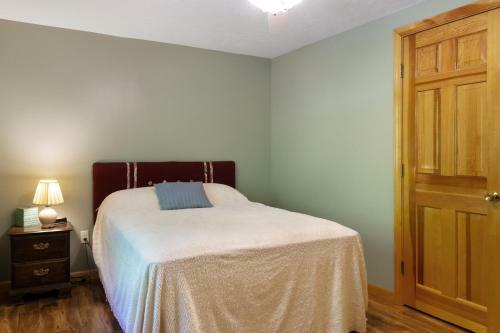 Foye Cove Escape