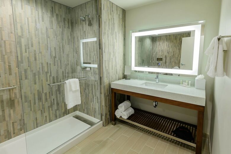 Hotel Courtyard By Marriott Lake Jackson