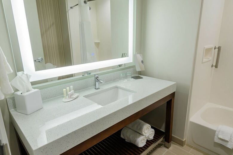 Hotel Courtyard By Marriott Lake Jackson