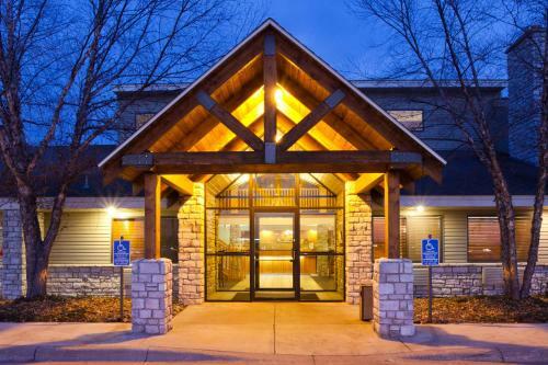 Hotel Americinn By Wyndham Princeton Mn