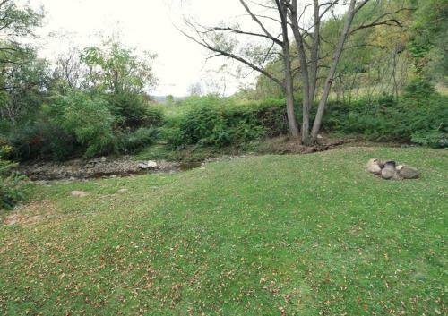 Reed Hill Cabin