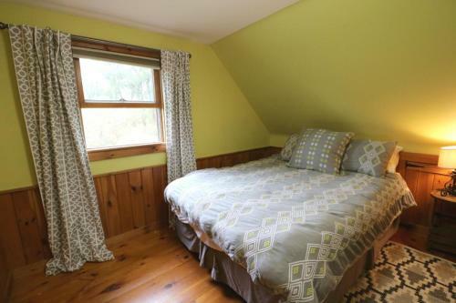Reed Hill Cabin