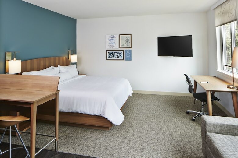 Hotel Element Seattle Redmond