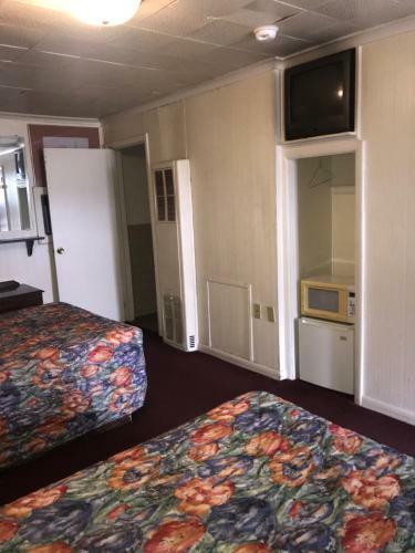 Coronado Motel