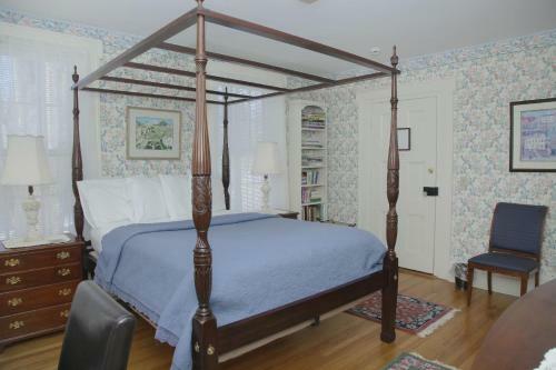 Bykenhulle House Bed And Breakfast