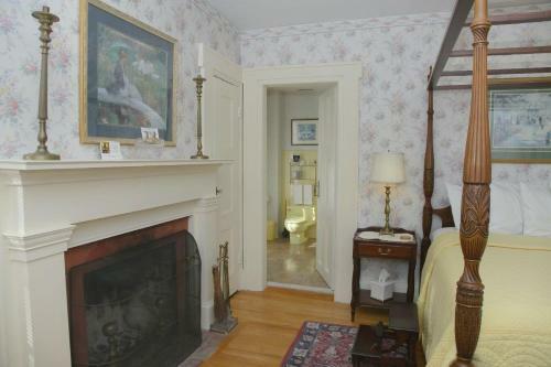 Bykenhulle House Bed And Breakfast
