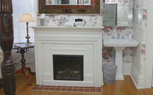 Bykenhulle House Bed And Breakfast