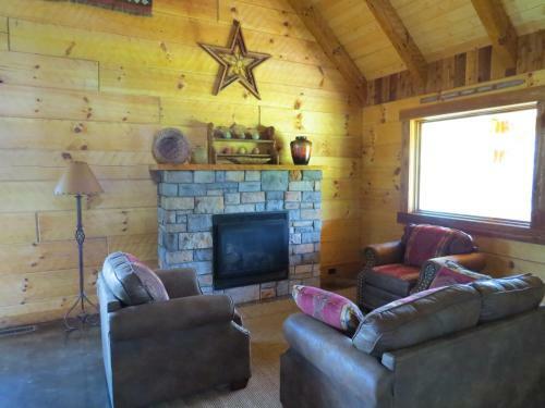 Lodge Southern Comfort Lakeside Cabin Resort