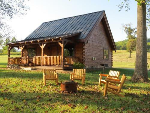 Lodge Southern Comfort Lakeside Cabin Resort